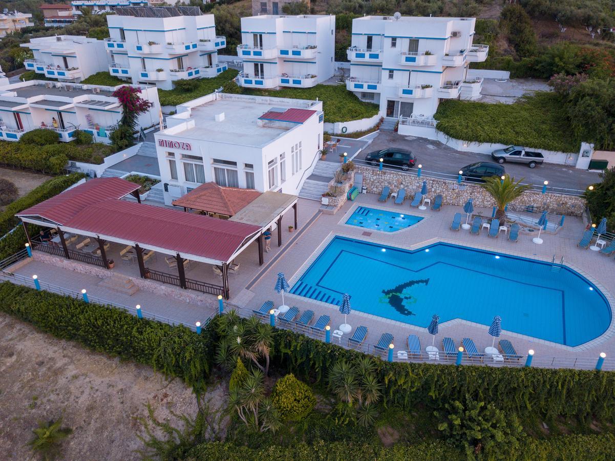 Hotel Mimoza Agia Marina  Exterior photo