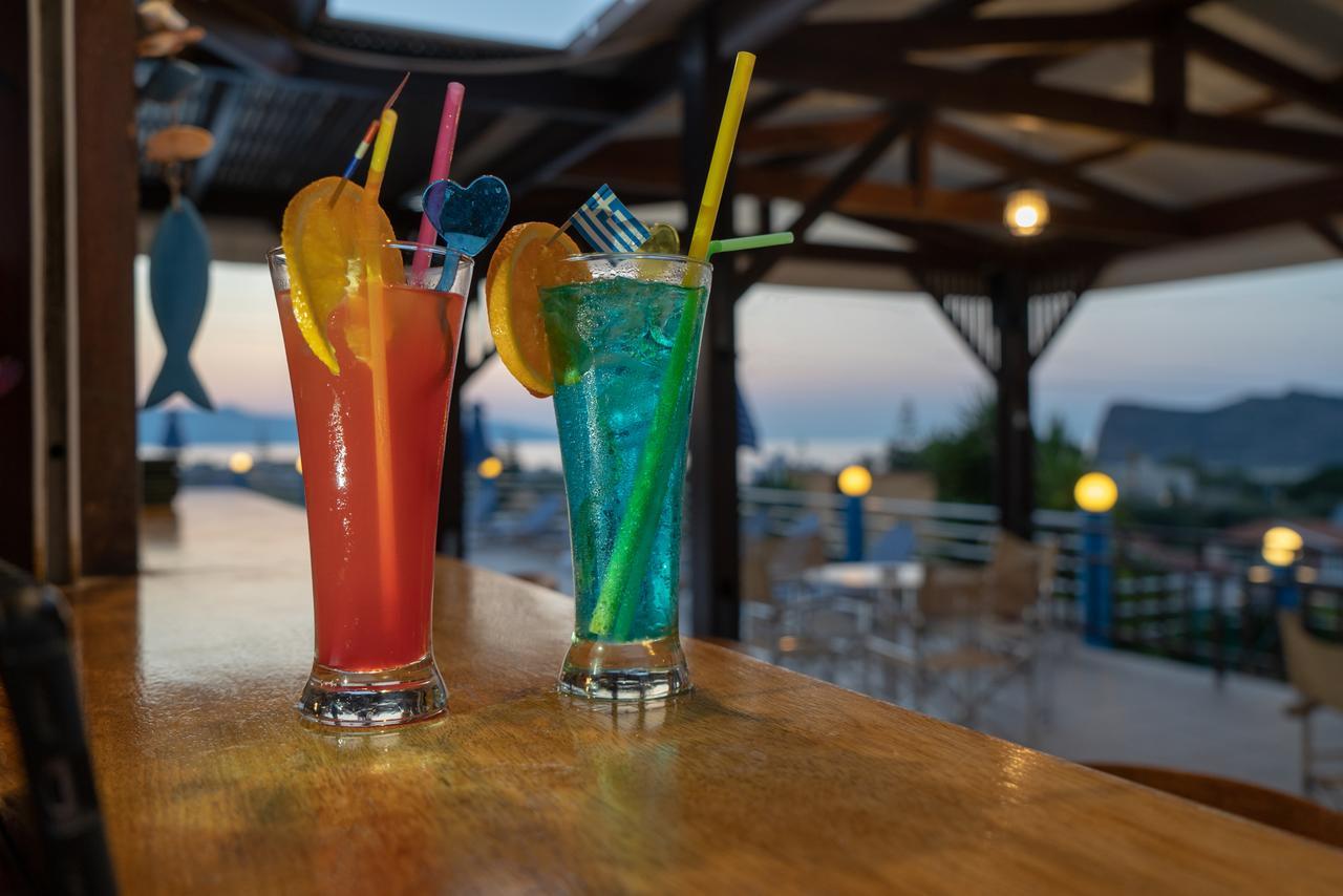 Hotel Mimoza Agia Marina  Exterior photo